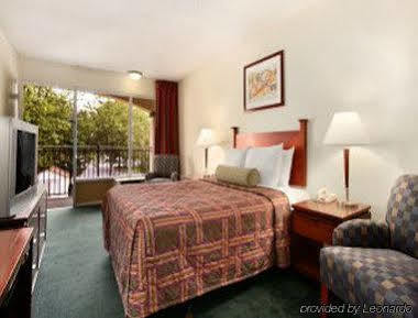 Hotel O Daylight Inn Elkhart I-90, In Bilik gambar